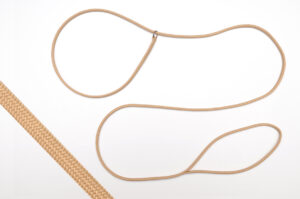 Beige <br> Extra Fine <br> 135cm Slip Lead