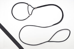Black <br> Extra Fine <br> Martingale Lead