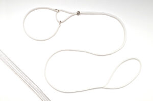 White <br> Extra Fine <br> Martingale Lead